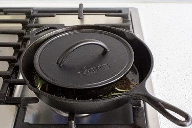 Cast Iron Round Flat Grill Press