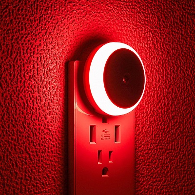 SerieCozy plug-in Red Night Light: Best for Bedroom